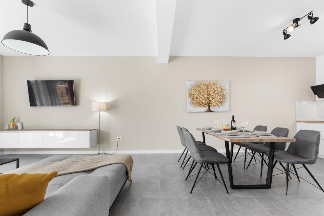 Villa Atena 포레치 외부 사진